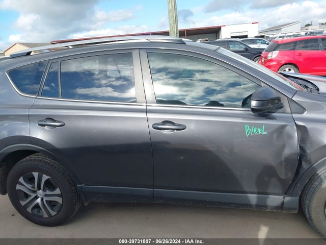 Toyota RAV4 LE 2017 JTMZFREV6HJ702506 Image 14
