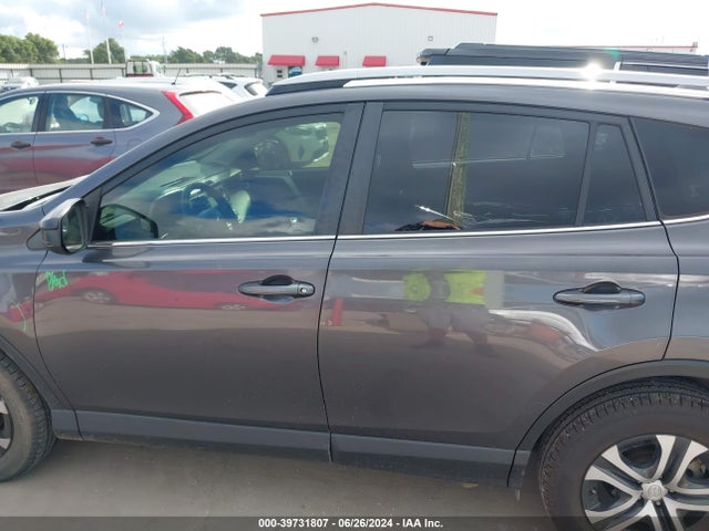 Toyota RAV4 LE 2017 JTMZFREV6HJ702506 Image 15