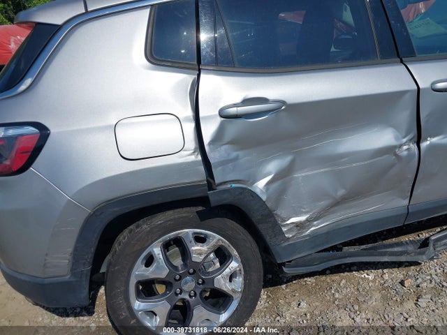 3C4NJCCB4JT406384 Jeep Compass Limited Fwd