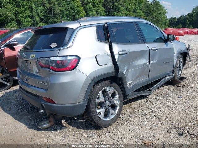 3C4NJCCB4JT406384 Jeep Compass Limited Fwd