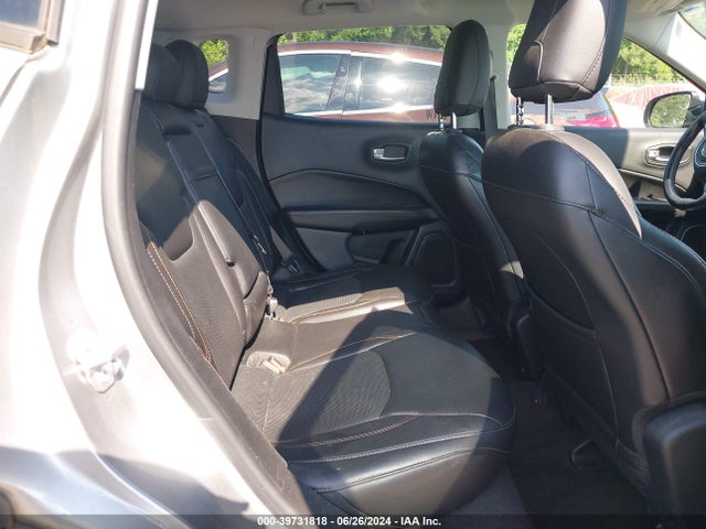 3C4NJCCB4JT406384 Jeep Compass Limited Fwd