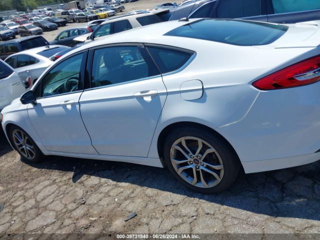 3FA6P0HD2HR289462 Ford FUSION SE