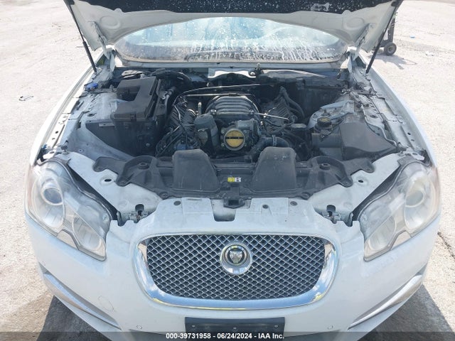 2011 JAGUAR XF SAJWA0GB4BLR81483 Photo 9