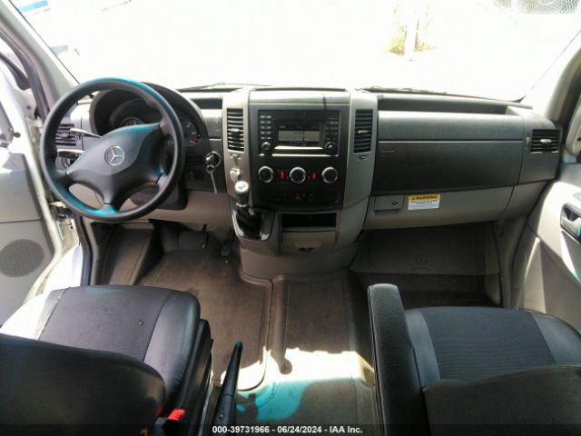 WDAPF1CD8HP546911 Mercedes-Benz Sprinter 3500 High Roof V6