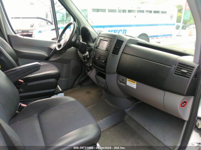 WDAPF1CD8HP546911 Mercedes-Benz Sprinter 3500 High Roof V6