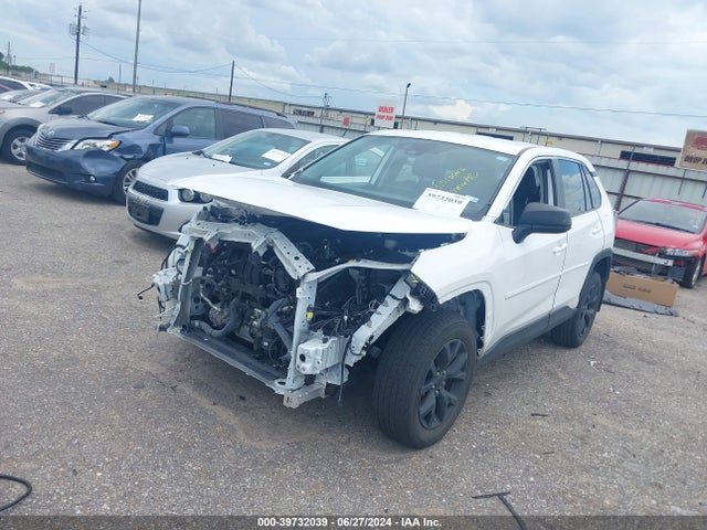 Toyota RAV4 LE 2022 2T3F1RFV9NW310374 Image 2