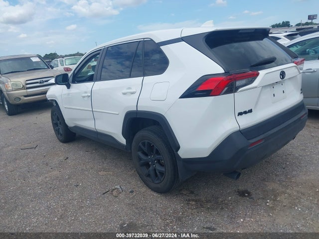Toyota RAV4 LE 2022 2T3F1RFV9NW310374 Image 3