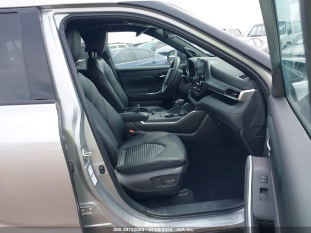 5TDJZRBHXNS176401 Toyota Highlander Xse