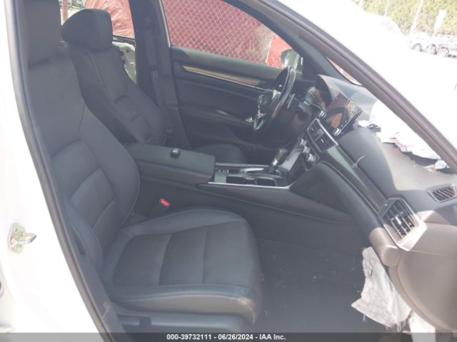 1HGCV1F36LA044400 Honda Accord Sport