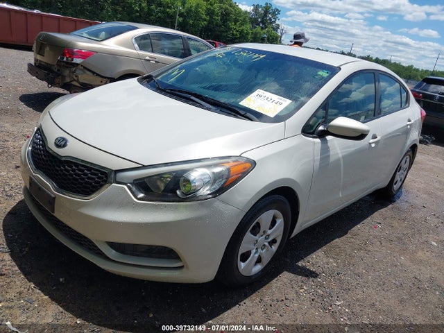KIA FORTE LX 2015 KNAFK4A60F5366743 Image 2