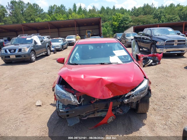 Toyota COROLLA SE 2018 5YFBURHE3JP826205 Image 12