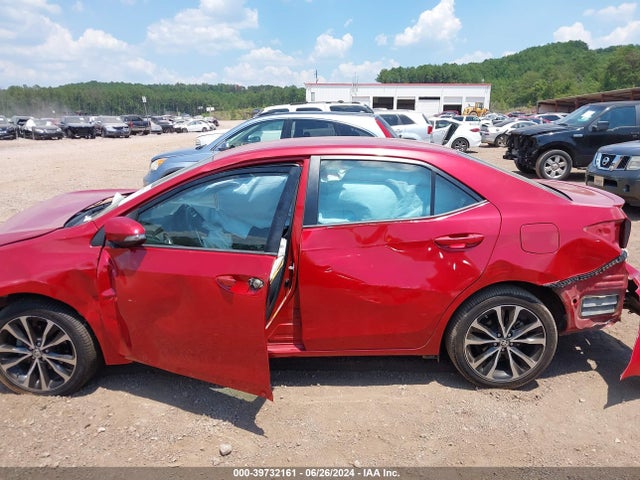 Toyota COROLLA SE 2018 5YFBURHE3JP826205 Image 14
