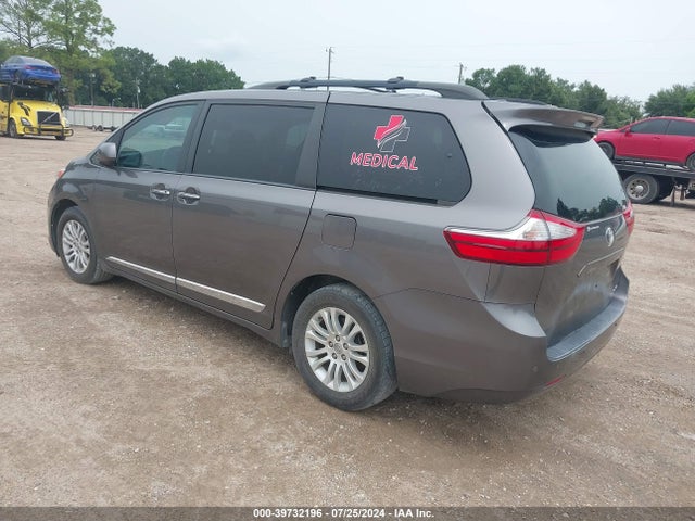 Toyota Sienna Xle 8 Passenger 2016 5TDYK3DC4GS766159 Image 3
