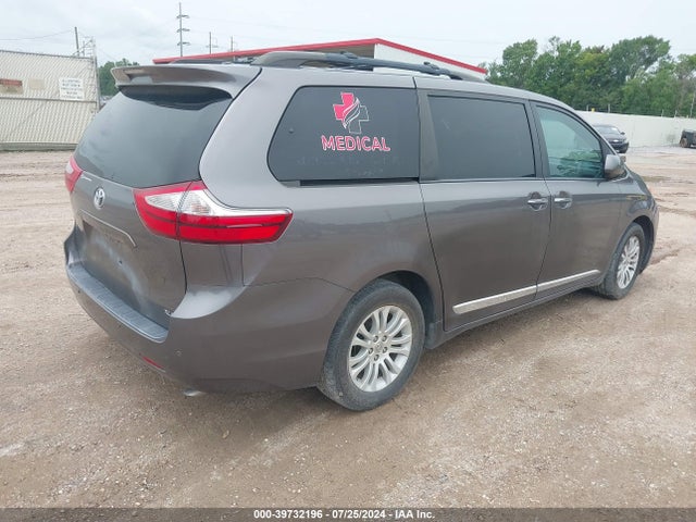 Toyota Sienna Xle 8 Passenger 2016 5TDYK3DC4GS766159 Image 4