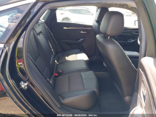 Chevrolet IMPALA 1LT 2017 2G1105S33H9106557 Image 8