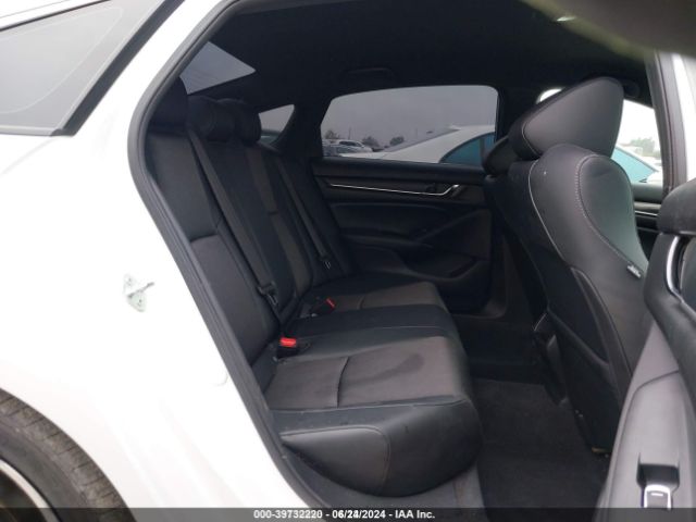 1HGCV1F30NA105033 Honda Accord Sport