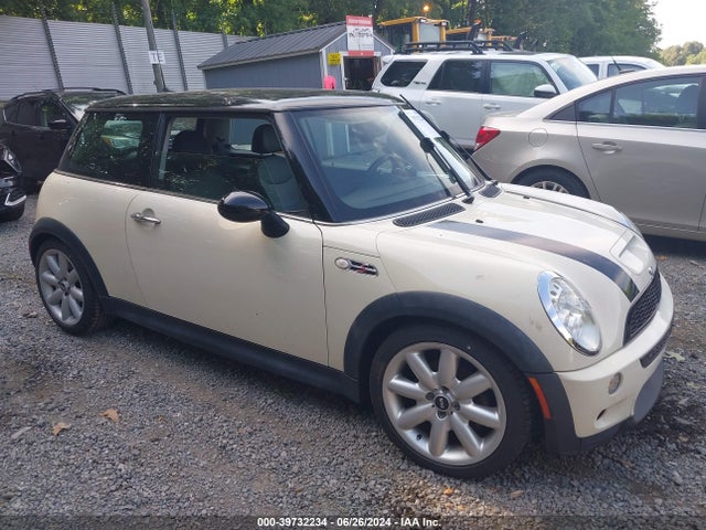 2006 MINI COOPER S WMWRE33596TJ38772 Photo 0
