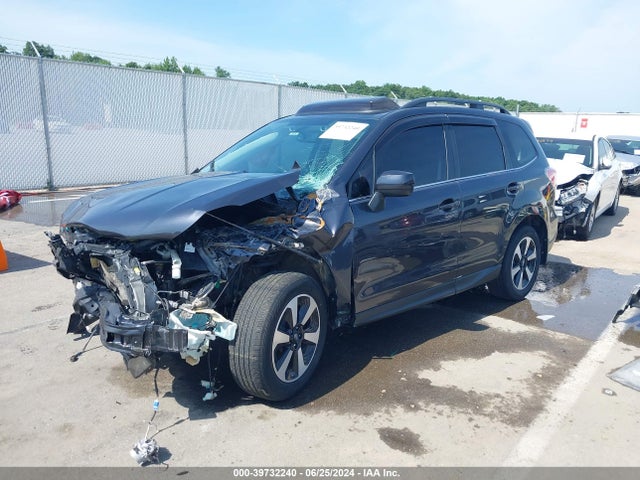 JF2SJARC0JH610199 Subaru Forester 2.5i Limited