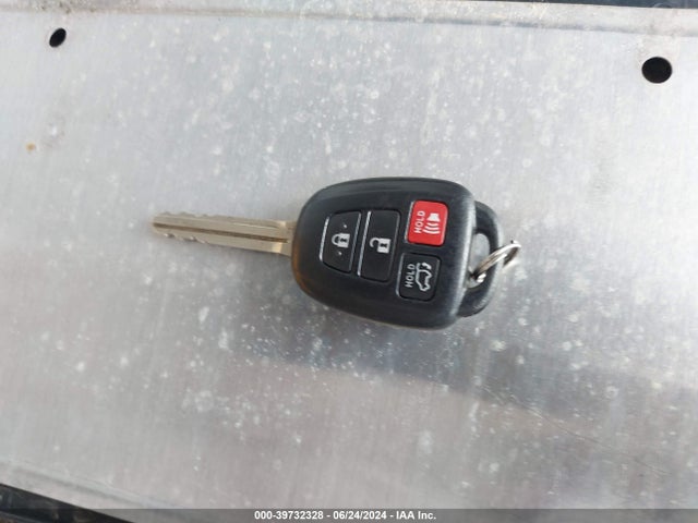 Toyota Rav4 Xle 2015 2T3RFREVXFW314239 Image 11