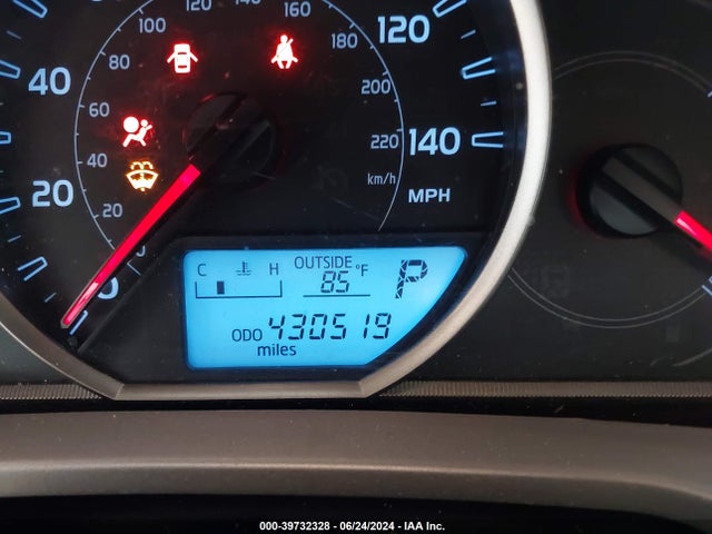 Toyota Rav4 Xle 2015 2T3RFREVXFW314239 Image 16