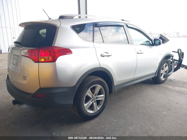 Toyota Rav4 Xle 2015 2T3RFREVXFW314239 Image 4