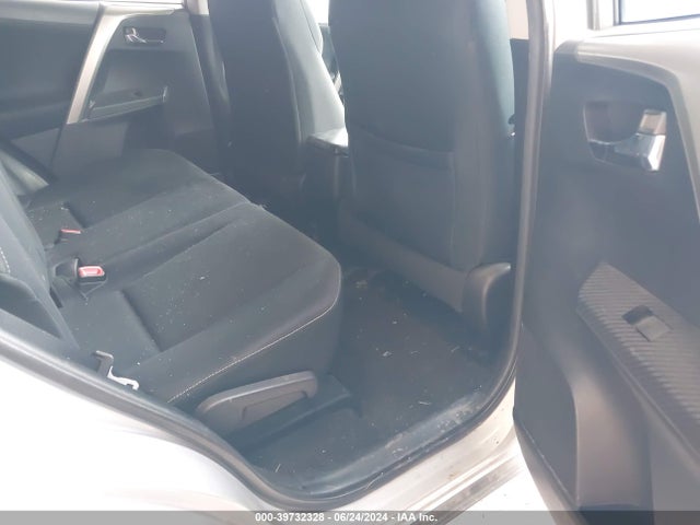Toyota Rav4 Xle 2015 2T3RFREVXFW314239 Image 8