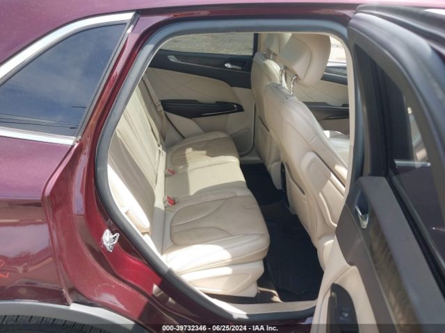 5LMCJ3D91HUL53963 Lincoln Mkc Reserve