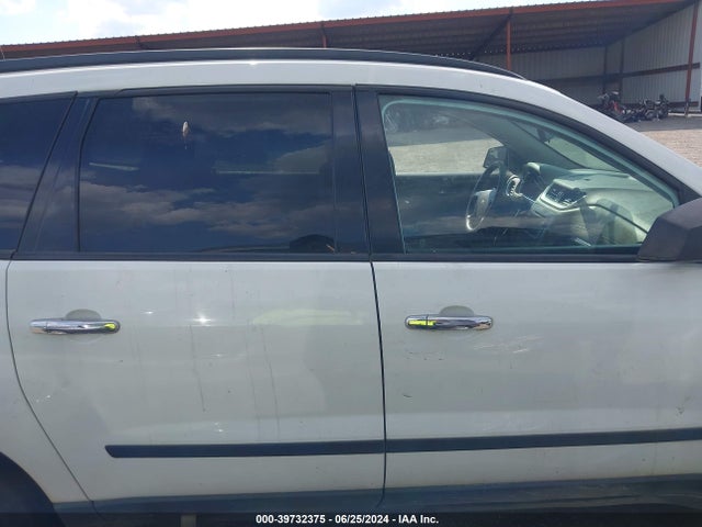 Chevrolet Traverse Ls 2017 1GNKVFED1HJ237974 Image 12