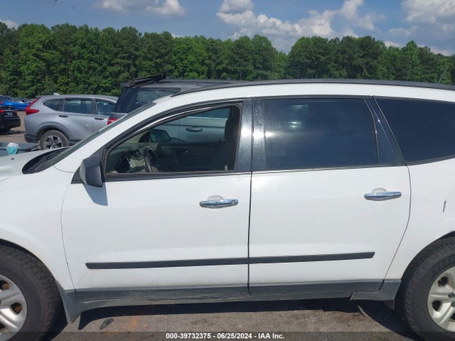 Chevrolet Traverse Ls 2017 1GNKVFED1HJ237974 Image 13