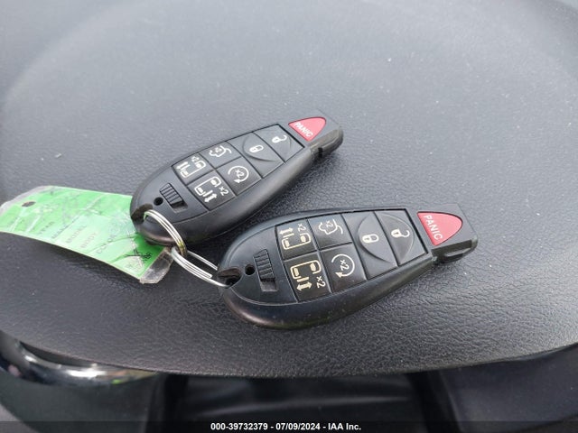 2C4RC1CG9ER449526 Chrysler Town & Country Touring-l