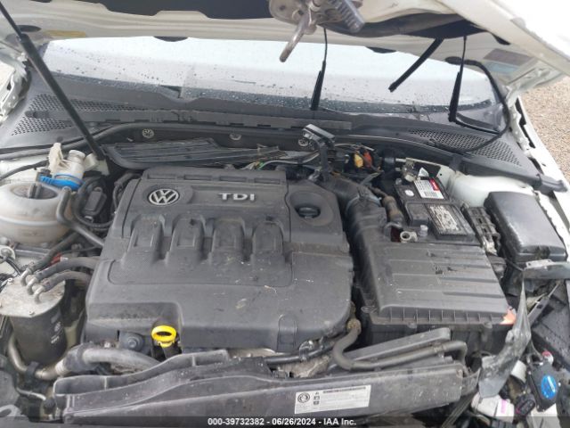 3VW2A7AU2FM040647 Volkswagen Golf Tdi S 4-door