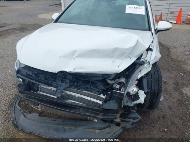 3VW2A7AU2FM040647 Volkswagen Golf Tdi S 4-door