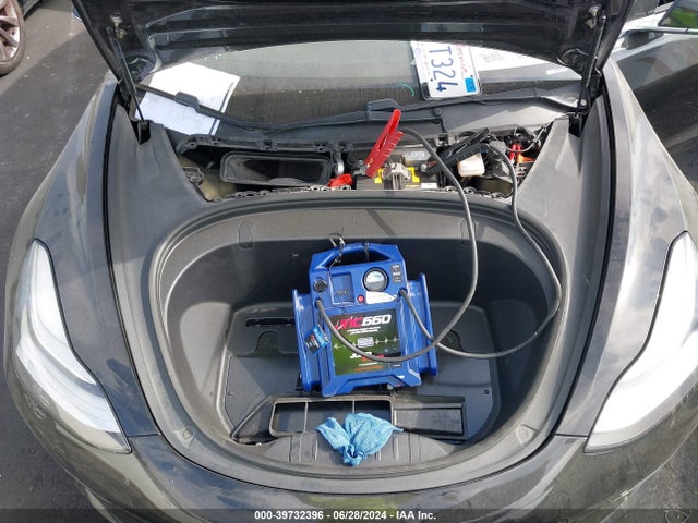 Tesla Model 3 Long Range/mid Range/standard Range/standard Range Plus 2019 5YJ3E1EA4KF361872 Image 10