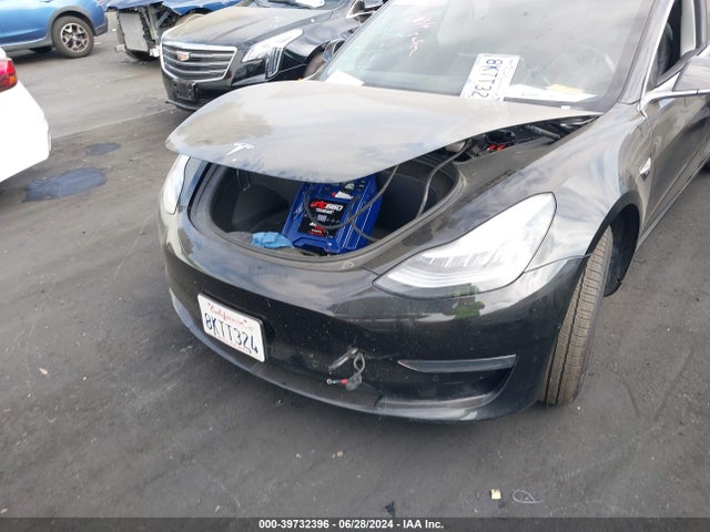 Tesla Model 3 Long Range/mid Range/standard Range/standard Range Plus 2019 5YJ3E1EA4KF361872 Image 13