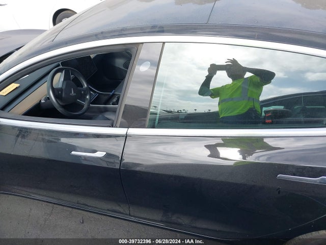 Tesla Model 3 Long Range/mid Range/standard Range/standard Range Plus 2019 5YJ3E1EA4KF361872 Image 15
