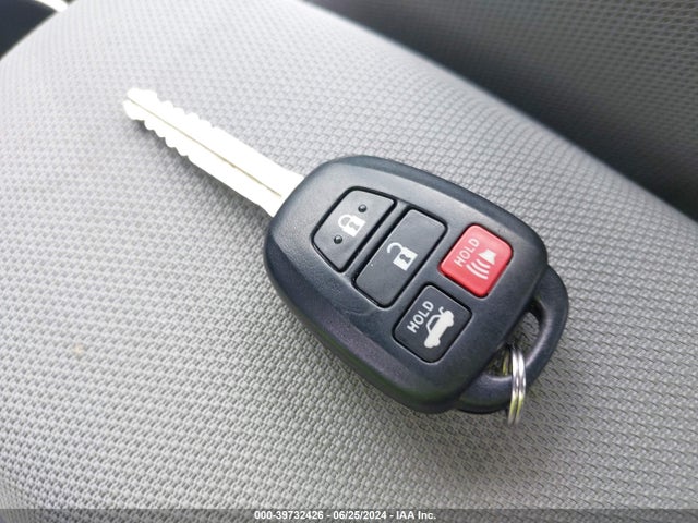 Toyota COROLLA LE 2014 2T1BURHE2EC024962 Image 11