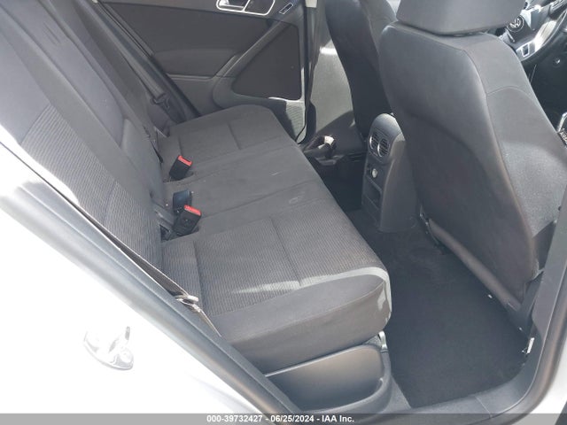 WVGAV3AX6EW566876 Volkswagen TIGUAN S