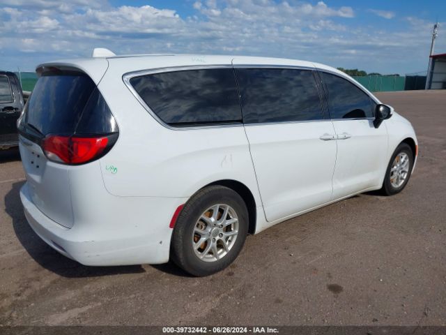2C4RC1DG4HR506492 Chrysler Pacifica Touring