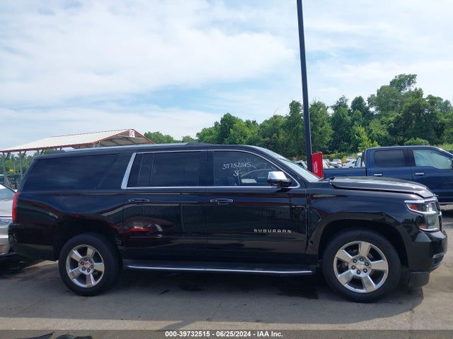 Chevrolet Suburban Premier 2018 1GNSCJKC9JR164087 Image 13