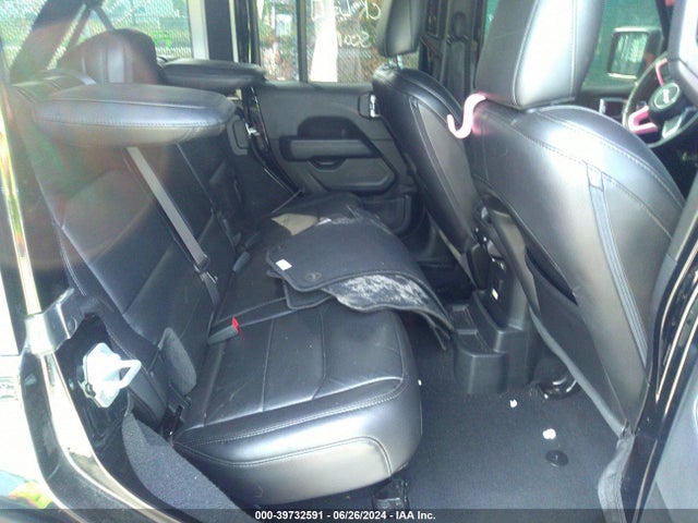 1C4HJXEN6MW814878 Jeep Wrangler Unlimited Sahara Altitude 4x4