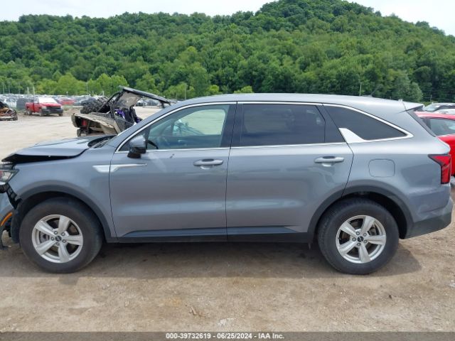 5XYRGDLC2NG123395 KIA SORENTO LX