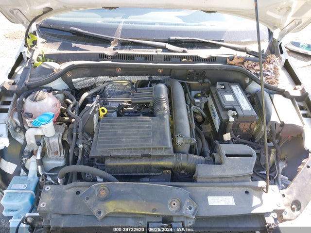 3VW2B7AJ1HM371693 Volkswagen Jetta 1.4t S