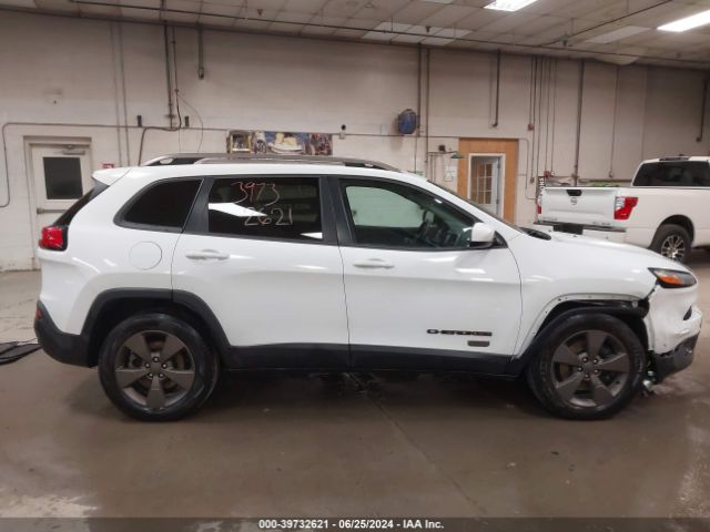 1C4PJMCB3GW267866 Jeep Cherokee 75th Anniversary