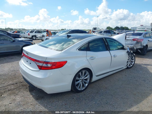 Hyundai Azera Limited 2016 KMHFH4JG8GA555378 Image 4