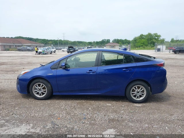 Toyota Prius Two 2017 JTDKBRFU0H3049274 Image 14