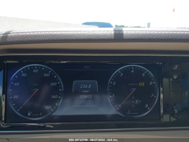 WDDUG8FB4FA110594 Mercedes-Benz S 550 4matic