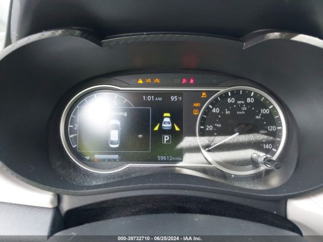3N1CN8EV3ML833207 Nissan Versa Sv Xtronic Cvt