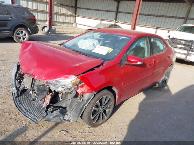 Toyota COROLLA SE 2018 5YFBURHE2JP852567 Image 2