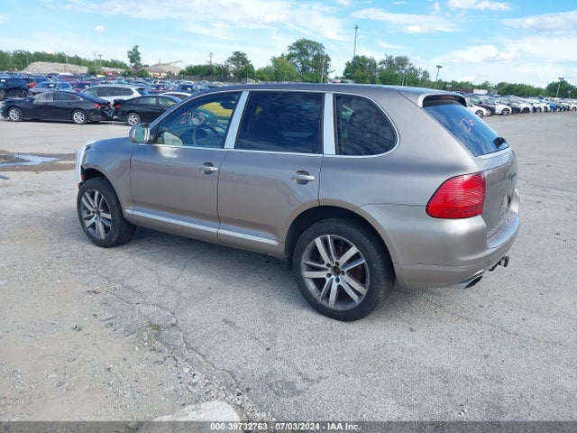 2005 PORSCHE CAYENNE WP1AA29PX5LA25506 Photo 2