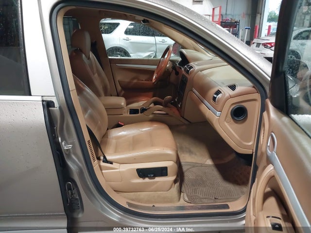 2005 PORSCHE CAYENNE WP1AA29PX5LA25506 Photo 4